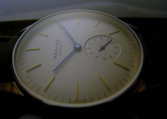 nomos_10.jpg